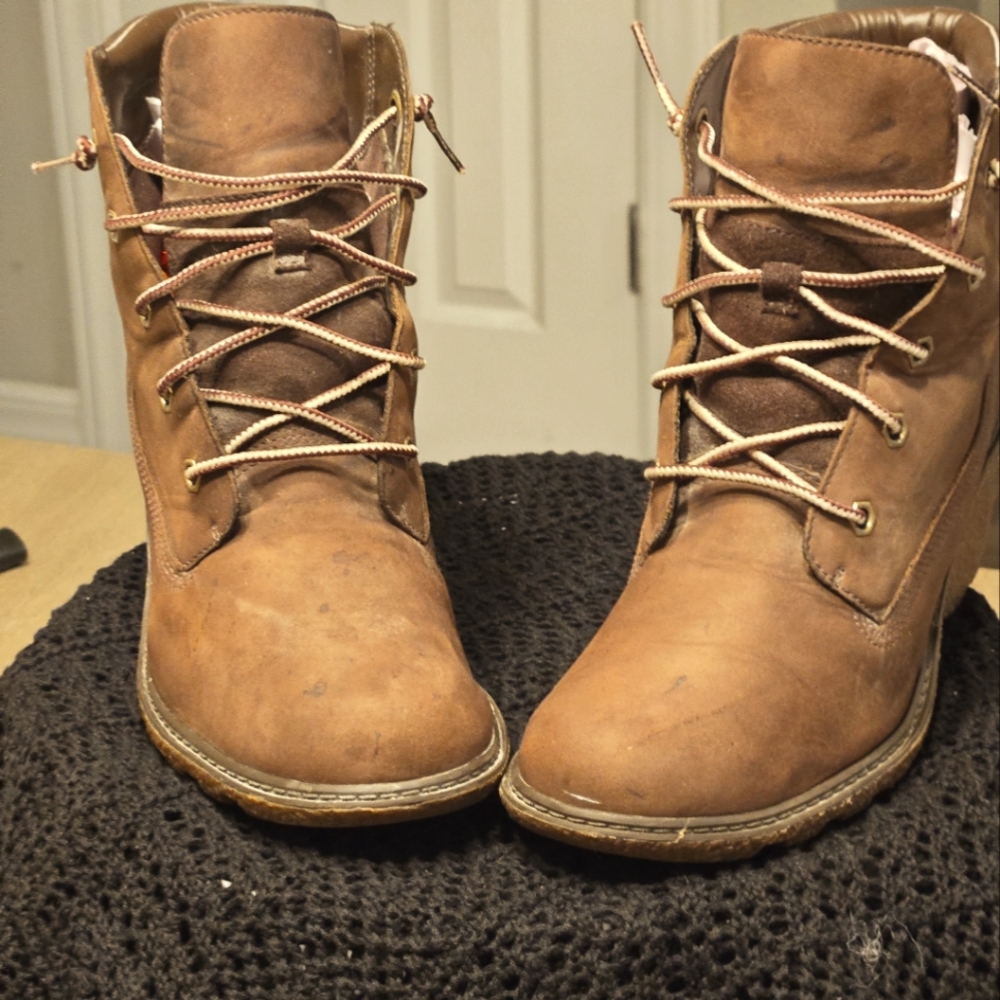 Timberland Wedge Brown boots